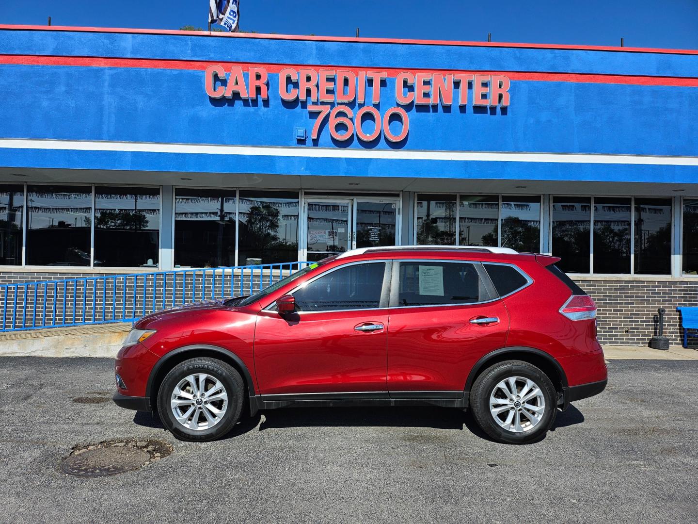 2016 RED Nissan Rogue SV AWD (KNMAT2MV2GP) with an 2.5L L4 DOHC 16V engine, CVT transmission, located at 7600 S Western Ave., Chicago, IL, 60620, (773) 918-3980, 0.000000, 0.000000 - Photo#0